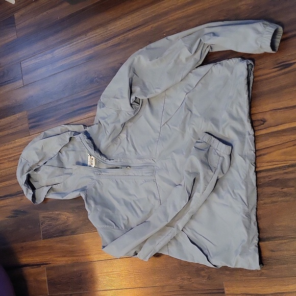 NWOT running outdoor jacket - Picture 1 of 5